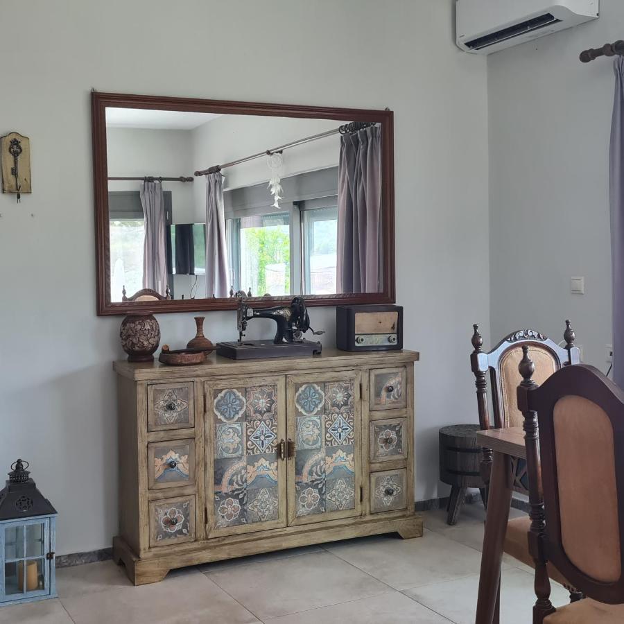 Archontiko Haris Villa Kolimvárion Luaran gambar
