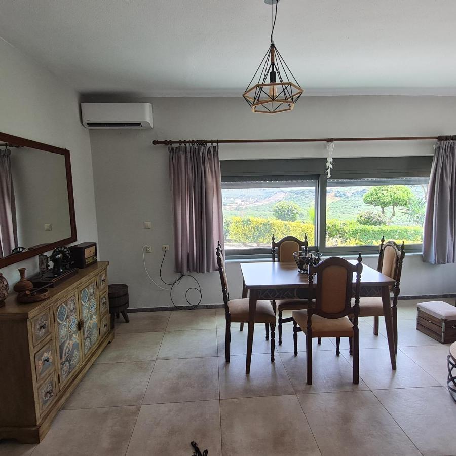 Archontiko Haris Villa Kolimvárion Luaran gambar