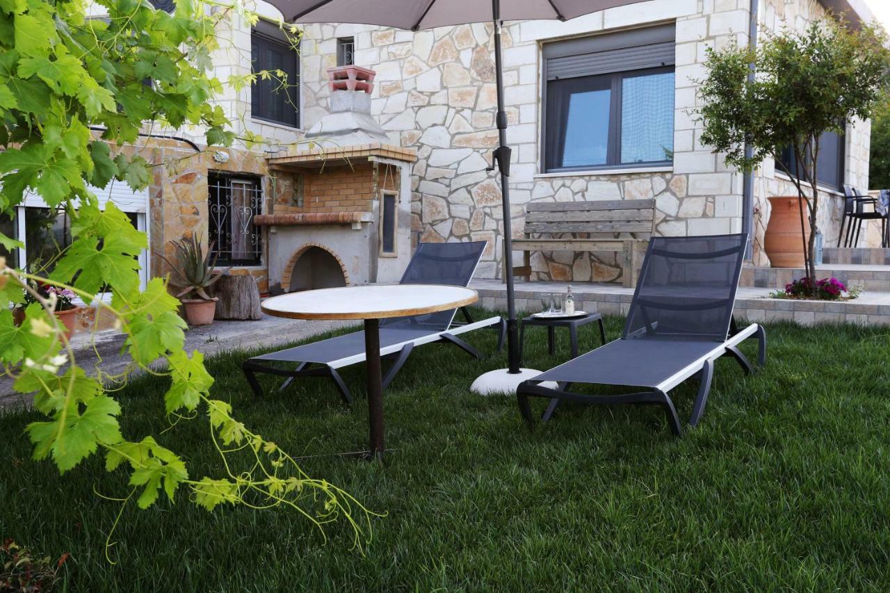Archontiko Haris Villa Kolimvárion Luaran gambar