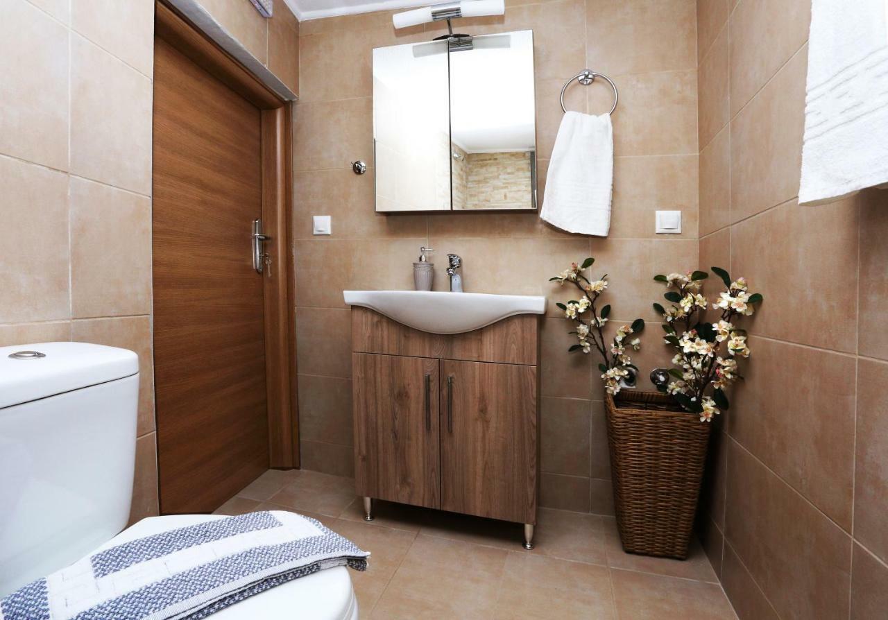 Archontiko Haris Villa Kolimvárion Luaran gambar